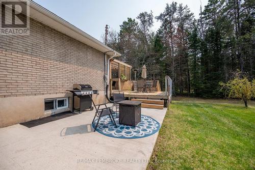 36 Labine Crescent, Petawawa, ON - Outdoor With Deck Patio Veranda