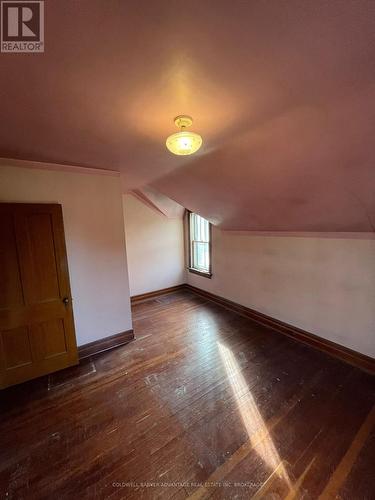 230 Hellems Avenue, Welland (768 - Welland Downtown), ON - Indoor Photo Showing Other Room