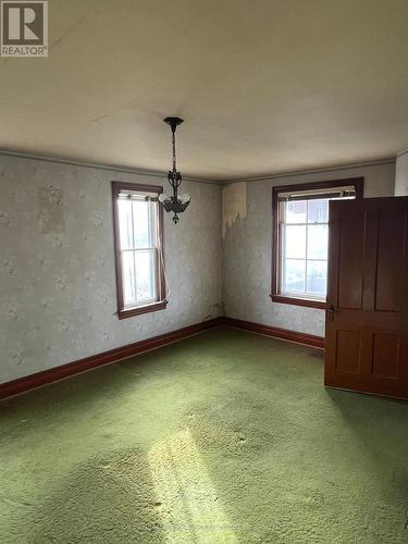 230 Hellems Avenue, Welland (768 - Welland Downtown), ON - Indoor Photo Showing Other Room