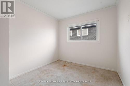 7 - 156 St. Catharines Street, West Lincoln (057 - Smithville), ON - Indoor Photo Showing Other Room