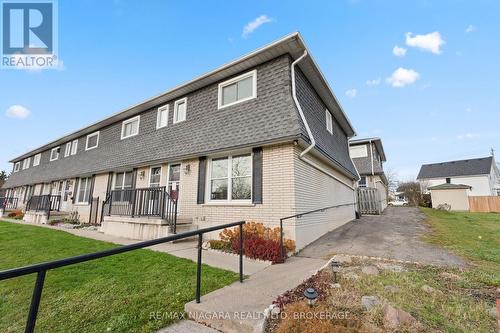 7 - 156 St. Catharines Street, West Lincoln (057 - Smithville), ON - Outdoor