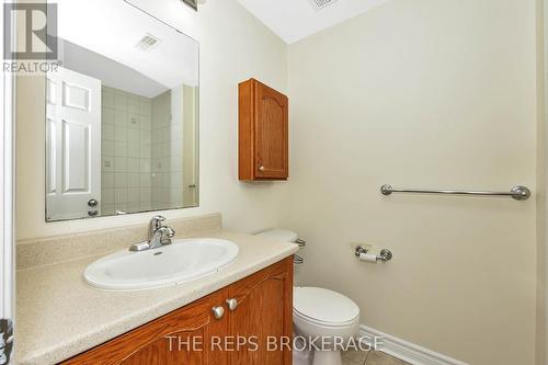 40 - 148 Paseo Point, Ottawa, ON - Indoor Photo Showing Bathroom