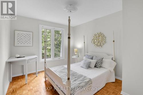 9 Camwood Crescent, Ottawa, ON - Indoor Photo Showing Bedroom