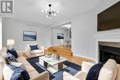 31 - 59 Wessex Road, Ottawa, ON - Indoor Photo Showing Living Room With Fireplace