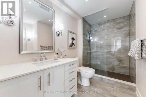 105 - 1035 Bank Street, Ottawa, ON - Indoor Photo Showing Bathroom