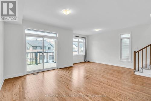 818 Anciano Crescent, Ottawa, ON - Indoor Photo Showing Other Room