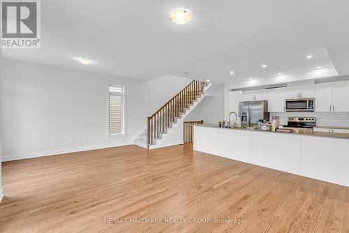 818 Anciano Crescent, Ottawa, ON - Indoor Photo Showing Kitchen