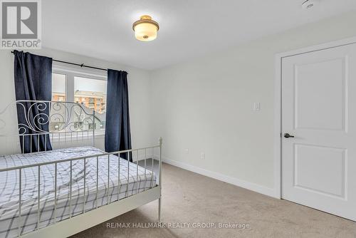 818 Anciano Crescent, Ottawa, ON - Indoor Photo Showing Bedroom