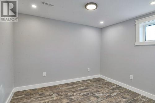 125 Oakwood Drive, Gravenhurst, ON - Indoor Photo Showing Other Room