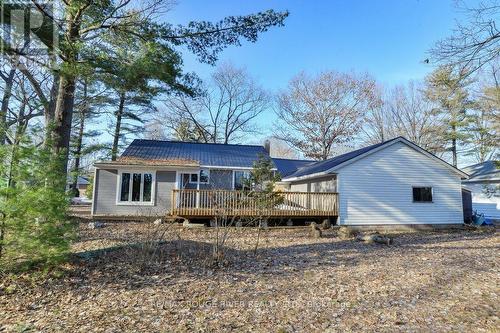 125 Oakwood Drive, Gravenhurst, ON - Outdoor With Deck Patio Veranda