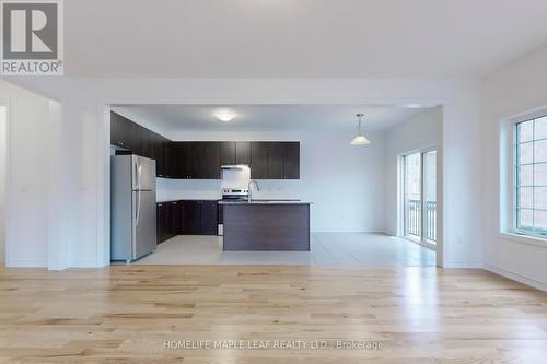 443 Van Dusen Avenue, Southgate, ON - Indoor Photo Showing Kitchen