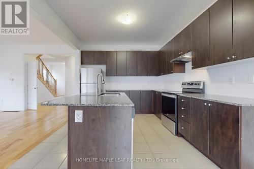 443 Van Dusen Avenue, Southgate, ON - Indoor Photo Showing Kitchen With Upgraded Kitchen