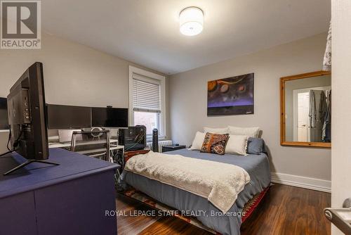 8 - 9 Rockwood Place, Hamilton, ON - Indoor Photo Showing Bedroom