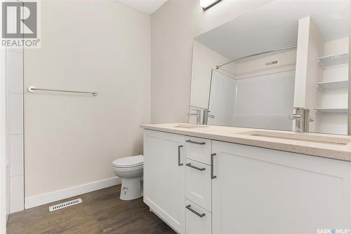 3127 Green Brook Road, Regina, SK - Indoor Photo Showing Bathroom