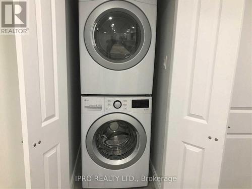 Lower - 32 Braemore Road, Brampton, ON - Indoor Photo Showing Laundry Room