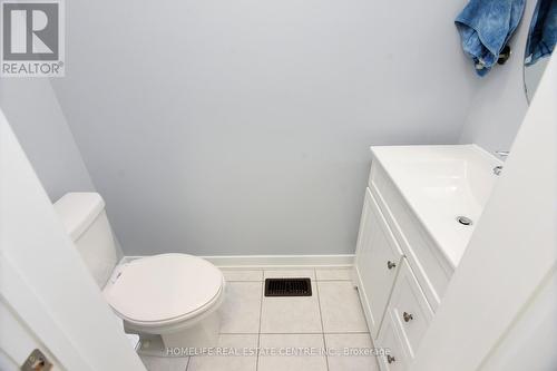 11 Villadowns Trail, Brampton, ON - Indoor Photo Showing Bathroom