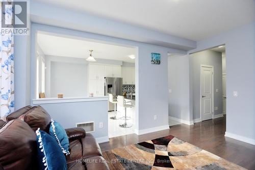 11 Villadowns Trail, Brampton, ON - Indoor Photo Showing Living Room