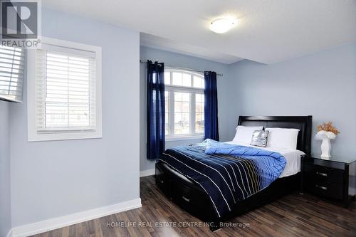 11 Villadowns Trail, Brampton, ON - Indoor Photo Showing Bedroom