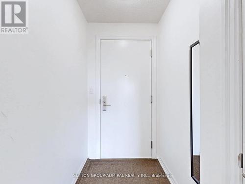 605 - 2015 Sheppard Avenue E, Toronto, ON - Indoor Photo Showing Other Room