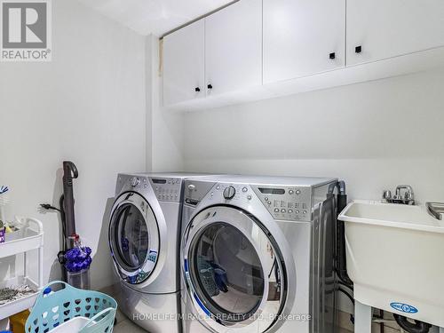 6 Agar Lane, Vaughan, ON - Indoor Photo Showing Laundry Room