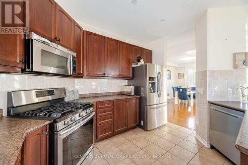 12419 Kennedy Road, Caledon, ON - Indoor Photo Showing Kitchen