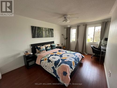 Unit B - 533 Rosemeadow Crescent, Waterloo, ON - Indoor Photo Showing Bedroom