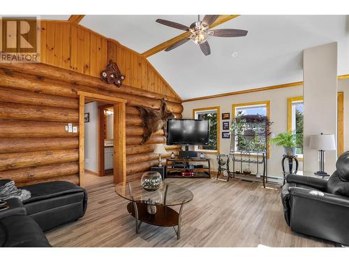 4761 Atwater Road, Logan Lake, BC - Indoor