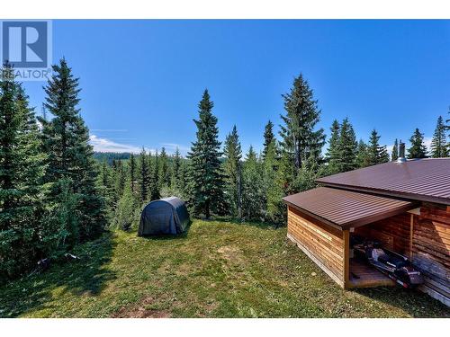 4761 Atwater Road, Logan Lake, BC - Outdoor