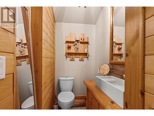 4761 Atwater Road, Logan Lake, BC - Indoor Photo Showing Bathroom