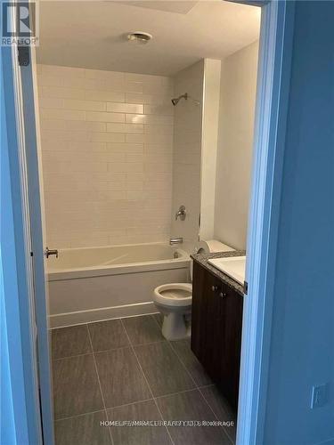 1809 - 108 Garment Street, Kitchener, ON - Indoor Photo Showing Bathroom