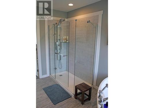 3288 Holbrook Road Lot# A, Kamloops, BC - Indoor Photo Showing Bathroom