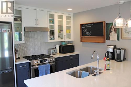 3288 Holbrook Road Lot# A, Kamloops, BC - Indoor Photo Showing Kitchen With Double Sink With Upgraded Kitchen