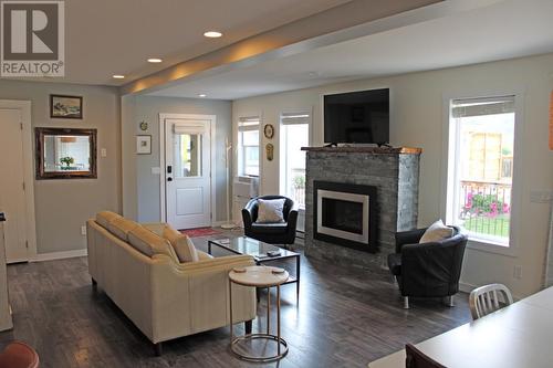 3288 Holbrook Road Lot# A, Kamloops, BC - Indoor Photo Showing Living Room With Fireplace