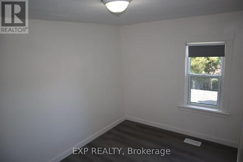 476 Pine Street, Greater Sudbury, ON - Indoor Photo Showing Other Room