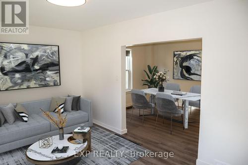 476 Pine Street, Greater Sudbury, ON - Indoor Photo Showing Living Room