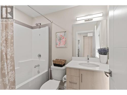 2301 Carrington Road Unit# 404, West Kelowna, BC - Indoor Photo Showing Bathroom