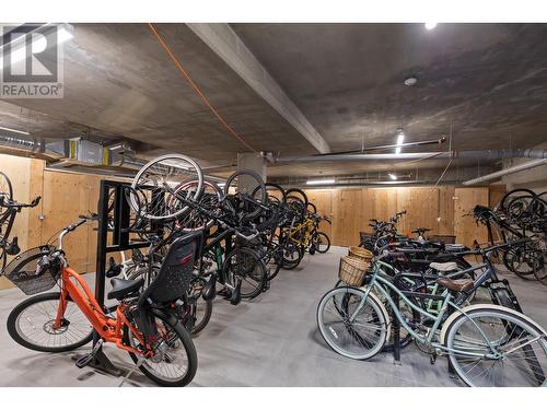 2301 Carrington Road Unit# 404, West Kelowna, BC - Indoor Photo Showing Garage