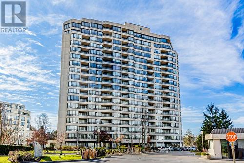 704 - 343 Clark Avenue W, Vaughan, ON - Outdoor With Balcony With Facade