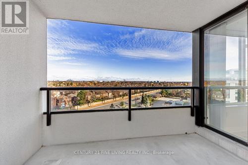 704 - 343 Clark Avenue W, Vaughan, ON - Outdoor With Balcony With Exterior