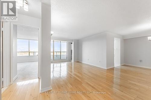 704 - 343 Clark Avenue W, Vaughan, ON - Indoor Photo Showing Other Room