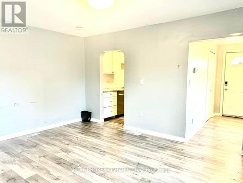 1 Bloomfield Avenue, St. Catharines, ON - Indoor Photo Showing Other Room