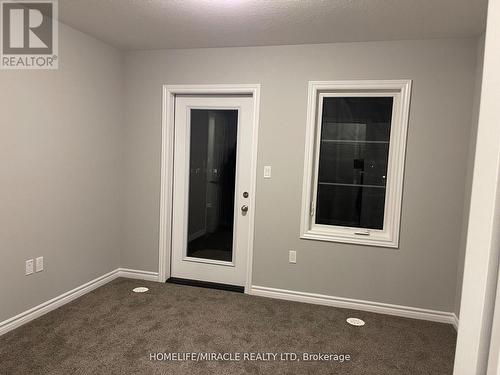 38 Oat Lane, Kitchener, ON - Indoor Photo Showing Other Room