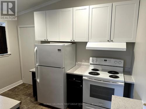 127 Balls Lane, Cobourg, ON - Indoor Photo Showing Kitchen