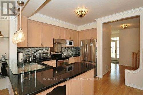 17 Landwood Avenue, Vaughan, ON - Indoor Photo Showing Kitchen