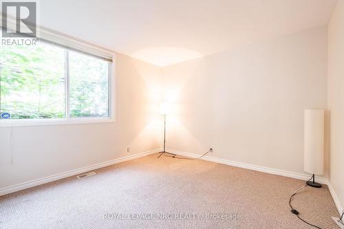 4207-13 Drummond Road, Niagara Falls (212 - Morrison), ON - Indoor Photo Showing Other Room