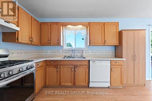 2 Wendy'S Lane, Brighton, ON - Indoor Photo Showing Kitchen With Double Sink