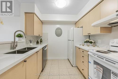 85 Sunrise Drive, Markham, ON - Indoor Photo Showing Kitchen With Double Sink