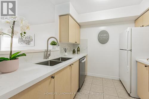 85 Sunrise Drive, Markham, ON - Indoor Photo Showing Kitchen With Double Sink