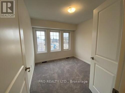 23 Bilanski Farm Road, Brantford, ON - Indoor Photo Showing Other Room