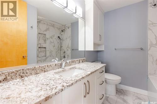 6 Macdonald Crescent, Saskatoon, SK - Indoor Photo Showing Bathroom